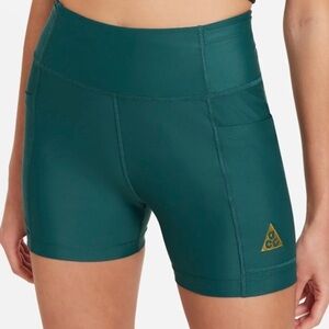 Nike ACG Women’s Dri Fit ADV Crater Lookout Shorts